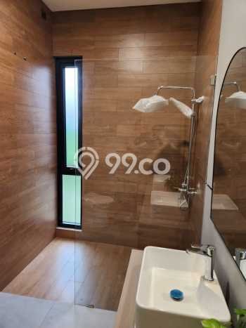 Dijual Rumah Mewah Megah Dengan View Cantik di BSD, Tangerang Dijual Rumah Mewah Megah Dengan View Cantik di BSD, Tangerang