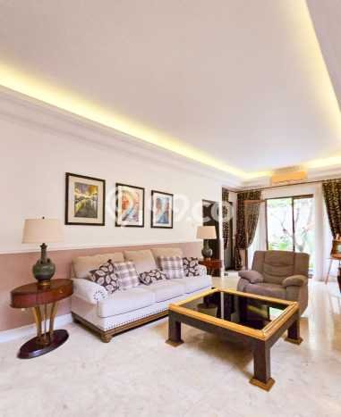 Rumah Luxury Modern Tanpa Renovasi di Bintaro Jakarta Selatan Rumah Luxury Modern Tanpa Renovasi di Bintaro Jakarta Selatan