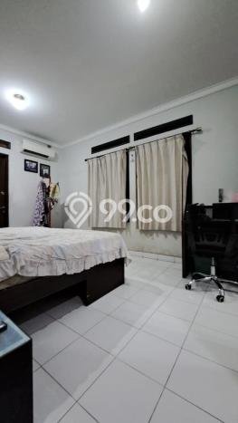 Jual Rumah Luas Megah Dengan View Eksklusif di Bintaro, Jakarta Selatan Jual Rumah Luas Megah Dengan View Eksklusif di Bintaro, Jakarta Selatan