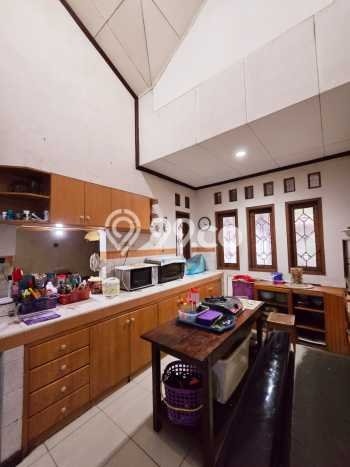 Jual Rumah Mewah Megah Dengan View Cantik di Bintaro, Jakarta Selatan Jual Rumah Mewah Megah Dengan View Cantik di Bintaro, Jakarta Selatan