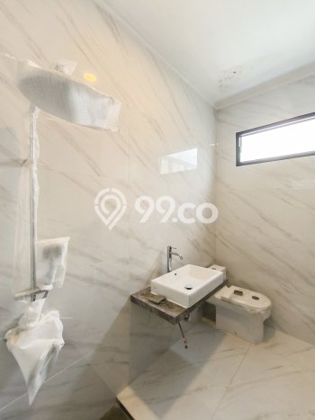 Jual Rumah Mewah Elegan Dengan View Cantik di Bintaro, Tangerang Selatan Jual Rumah Mewah Elegan Dengan View Cantik di Bintaro, Tangerang Selatan