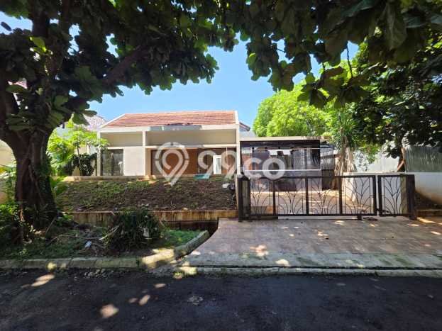 Rumah Luxury Modern Siap Huni di Bintaro Tangerang Selatan Rumah Luxury Modern Siap Huni di Bintaro Tangerang Selatan