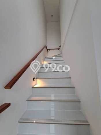 Jual Rumah Eksklusif 4 KT di Bintaro, Tangerang Selatan Jual Rumah Eksklusif 4 KT di Bintaro, Tangerang Selatan