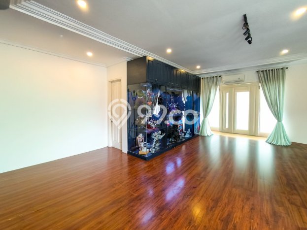 Jual Rumah Luas Megah Dengan View Eksklusif di Bintaro, Tangerang Selatan Jual Rumah Luas Megah Dengan View Eksklusif di Bintaro, Tangerang Selatan