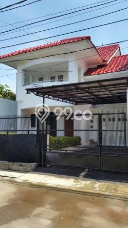 Siap Huni Hunian Elit 3 Kamar di Kebayoran Baru Dekat ke Mana Pun Siap Huni Hunian Elit 3 Kamar di Kebayoran Baru Dekat ke Mana Pun