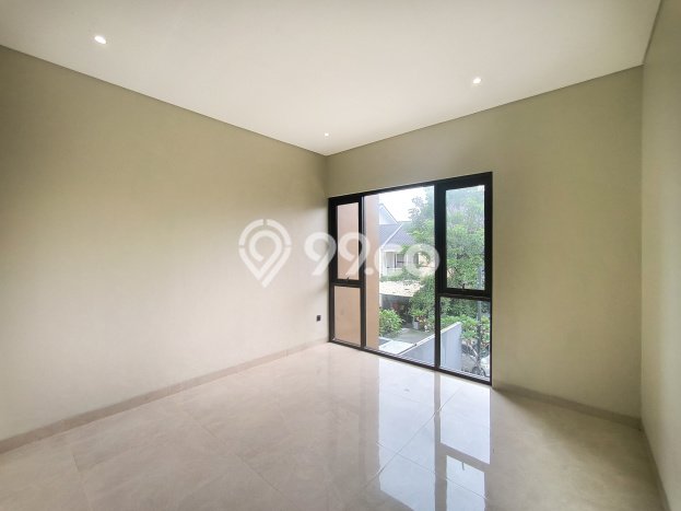 Dijual Rumah Luas Megah Dengan View Cantik di Bintaro, Tangerang Selatan Dijual Rumah Luas Megah Dengan View Cantik di Bintaro, Tangerang Selatan