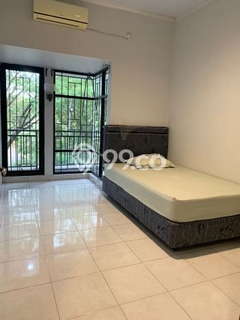 Rumah Elit Modern Tanpa Renovasi di Bintaro Jakarta Selatan Rumah Elit Modern Tanpa Renovasi di Bintaro Jakarta Selatan