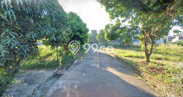 Lahan Strategis di Ciputat Dijual dengan Luas 130m2 Lahan Strategis di Ciputat Dijual dengan Luas 130m2