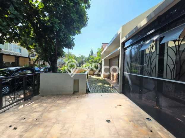 Rumah Luxury Modern Siap Huni di Bintaro Tangerang Selatan Rumah Luxury Modern Siap Huni di Bintaro Tangerang Selatan
