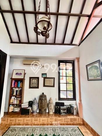 Hunian Elit LB 400m2 Siap Huni Desain Elegan di Bintaro, Jakarta Selatan Hunian Elit LB 400m2 Siap Huni Desain Elegan di Bintaro, Jakarta Selatan