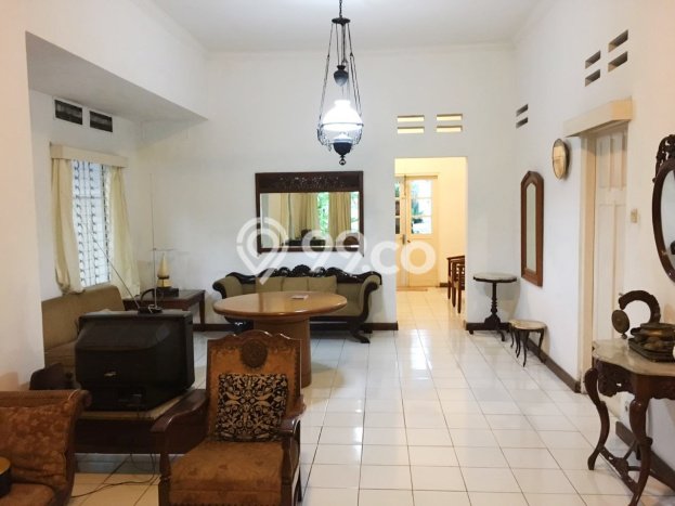 Best Deal Hunian Premium Ideal dan Luas di Menteng, Jakarta Pusat Best Deal Hunian Premium Ideal dan Luas di Menteng, Jakarta Pusat