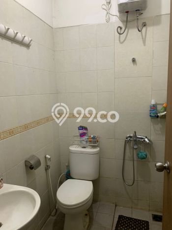 For Sale Hunian Rumah Nyaman 4 KT di Bintaro, Tangerang Selatan For Sale Hunian Rumah Nyaman 4 KT di Bintaro, Tangerang Selatan