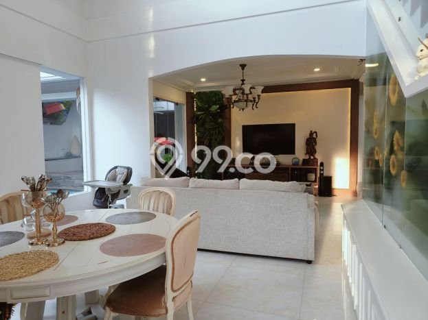 Jual Rumah Luas Megah Dengan View Eksklusif di Bintaro, Tangerang Selatan Jual Rumah Luas Megah Dengan View Eksklusif di Bintaro, Tangerang Selatan
