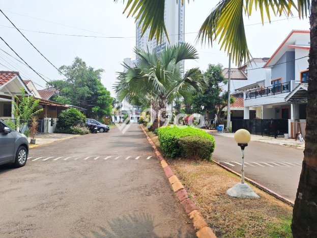 Rumah Minimalis 3 Kamar LT 120m2 di Graha Raya Rumah Minimalis 3 Kamar LT 120m2 di Graha Raya