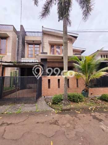 Rumah Luxury Modern Siap Huni di Bintaro Tangerang Selatan Rumah Luxury Modern Siap Huni di Bintaro Tangerang Selatan