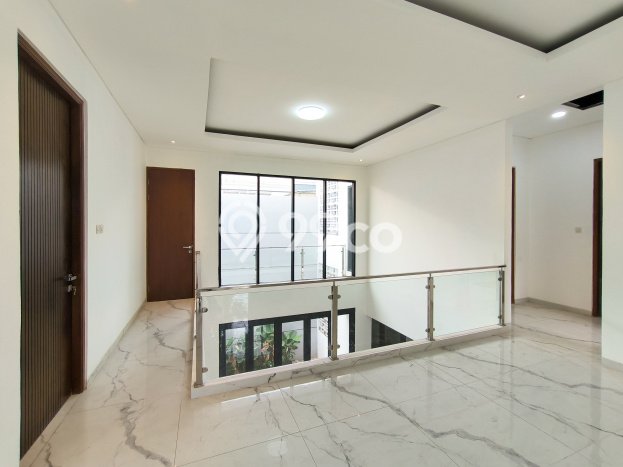 For Sale Rumah Elit Exclusive di Pondok Aren, Tangerang Selatan For Sale Rumah Elit Exclusive di Pondok Aren, Tangerang Selatan
