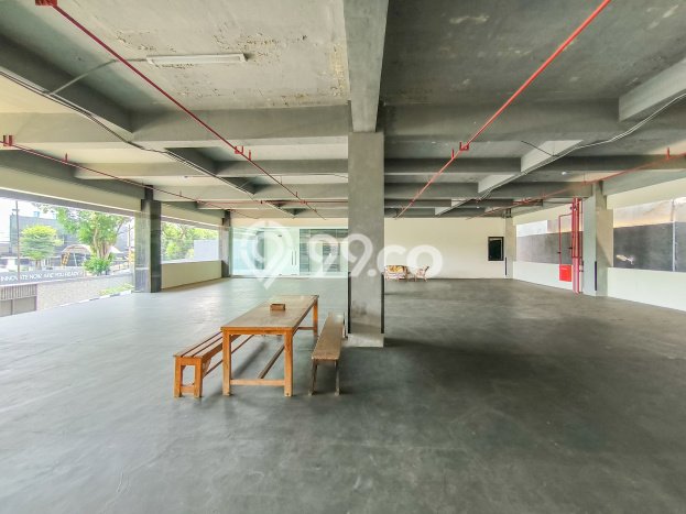 Kantor Bagus Dijual LB 4000m2 Lokasi Strategis Jakarta Selatan Area Cocok untuk Bisnis Kantor Bagus Dijual LB 4000m2 Lokasi Strategis Jakarta Selatan Area Cocok untuk Bisnis