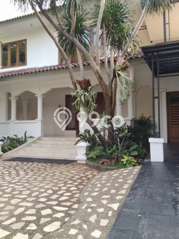 Best Deal Hunian Mewah Ideal dan Luas di Menteng, Jakarta Pusat Best Deal Hunian Mewah Ideal dan Luas di Menteng, Jakarta Pusat