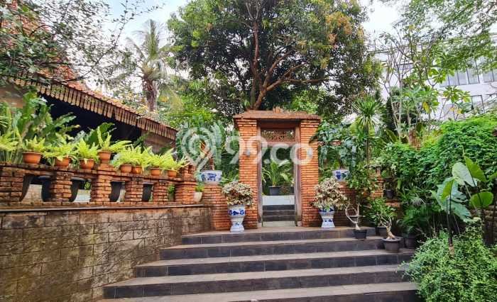 For Sale! Luxury House LT 800m2 Desain Modern di Bintaro For Sale! Luxury House LT 800m2 Desain Modern di Bintaro