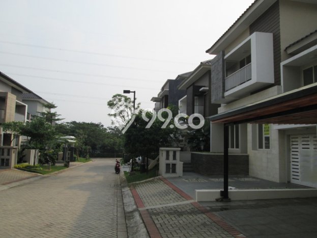 For Sale! Premium House LT 204m2 Desain Elegan di Bintaro For Sale! Premium House LT 204m2 Desain Elegan di Bintaro