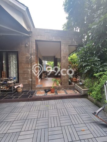Rumah Elit LB 100m2 Siap Huni Desain Elegan di Bintaro, Tangerang Selatan Rumah Elit LB 100m2 Siap Huni Desain Elegan di Bintaro, Tangerang Selatan