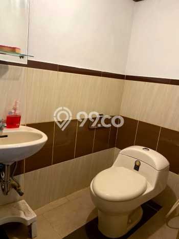 Hunian Mewah LB 350m2 Siap Pakai Desain Elegan di Bintaro, Jakarta Selatan Hunian Mewah LB 350m2 Siap Pakai Desain Elegan di Bintaro, Jakarta Selatan
