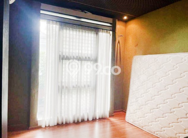 For Sale! Luxury House LT 200m2 Desain Elegan di Bintaro For Sale! Luxury House LT 200m2 Desain Elegan di Bintaro