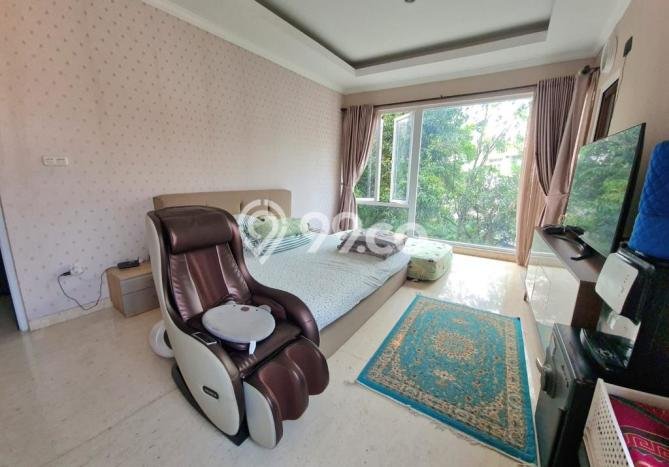 Dijual Rumah Luas Elegan Dengan View Cantik di Bintaro, Jakarta Selatan Dijual Rumah Luas Elegan Dengan View Cantik di Bintaro, Jakarta Selatan