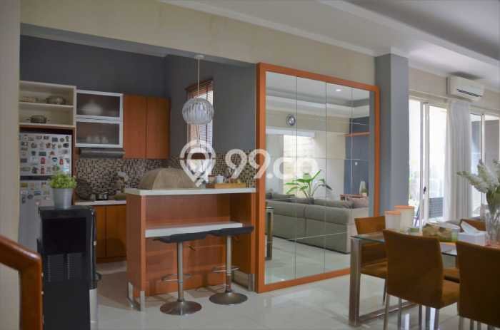 Ready to Use! Premium House LT 255m2 Desain Elegan di Bintaro Ready to Use! Premium House LT 255m2 Desain Elegan di Bintaro