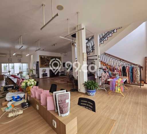 Komersial Bagus Dijual LB 900m2 Lokasi Strategis Tangerang Selatan Area Cocok untuk Berbisnis Komersial Bagus Dijual LB 900m2 Lokasi Strategis Tangerang Selatan Area Cocok untuk Berbisnis