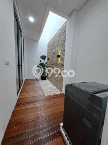 Jual Rumah Eksklusif 4 KT di Bintaro, Tangerang Selatan Jual Rumah Eksklusif 4 KT di Bintaro, Tangerang Selatan
