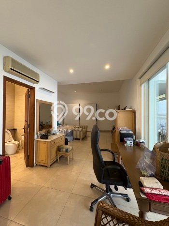 Rumah Elit Modern Tanpa Renovasi di Kedoya Baru Jakarta Barat Rumah Elit Modern Tanpa Renovasi di Kedoya Baru Jakarta Barat