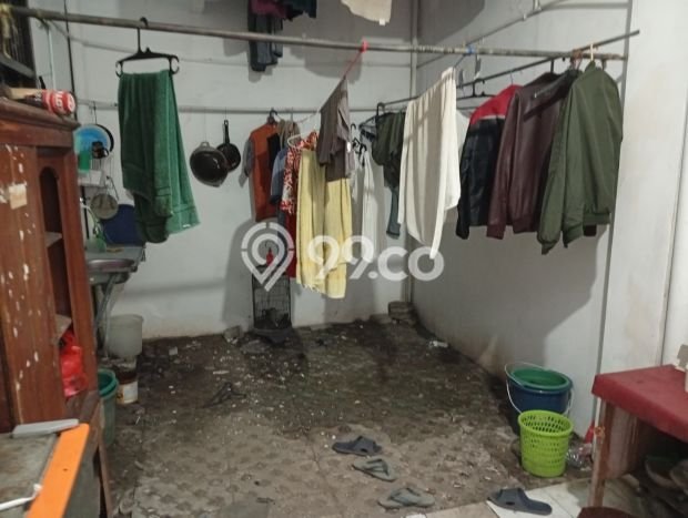 Dijual Rumah Eksklusif 8 KT di Utan Kayu, Jakarta Timur Dijual Rumah Eksklusif 8 KT di Utan Kayu, Jakarta Timur