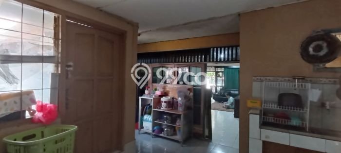Ready to Use! Luxury House LT 267m2 Desain Elegan di Pekayon Ready to Use! Luxury House LT 267m2 Desain Elegan di Pekayon