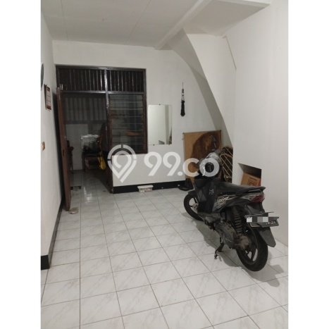 Dijual Rumah Eksklusif 8 KT di Utan Kayu, Jakarta Timur Dijual Rumah Eksklusif 8 KT di Utan Kayu, Jakarta Timur