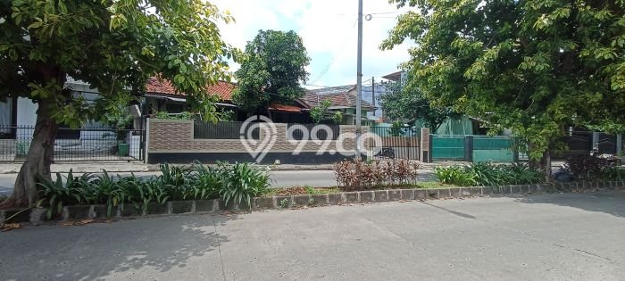 Ready to Use! Luxury House LT 267m2 Desain Elegan di Pekayon Ready to Use! Luxury House LT 267m2 Desain Elegan di Pekayon
