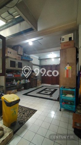 Jual Rumah Mewah Elegan Dengan View Cantik di Srengseng, Jakarta Barat Jual Rumah Mewah Elegan Dengan View Cantik di Srengseng, Jakarta Barat
