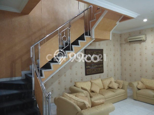 FEATURED! Rumah kawasan Kebayoran Baru, 3 KM, Lokasi Strategis, Luas 206m2m² Bangunan 120m2m² FEATURED! Rumah kawasan Kebayoran Baru, 3 KM, Lokasi Strategis, Luas 206m2m² Bangunan 120m2m²