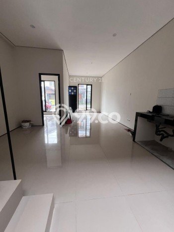 Rumah Luas Asri 3 KT Siap Huni di Bintaro Tangerang Selatan Rumah Luas Asri 3 KT Siap Huni di Bintaro Tangerang Selatan