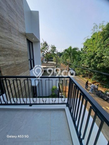 Ready to Use! Luxury House LT 112m2 Desain Modern di Bintaro Ready to Use! Luxury House LT 112m2 Desain Modern di Bintaro