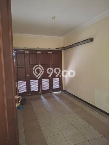 Rumah Elit LB 250m2 Siap Huni Desain Elegan di Citraland, Surabaya Rumah Elit LB 250m2 Siap Huni Desain Elegan di Citraland, Surabaya