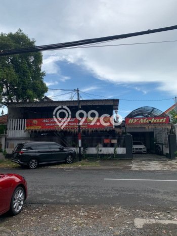 Unit Komersial Dijual di Genteng Surabaya 300m2 Unit Komersial Dijual di Genteng Surabaya 300m2