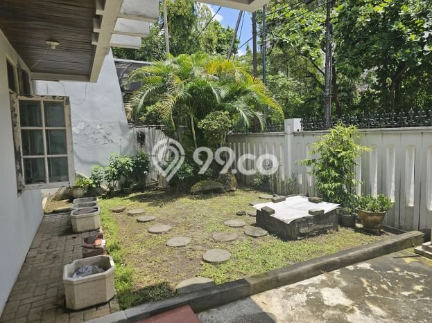 Rumah Luxury Modern Siap Huni di Margorejo Surabaya Rumah Luxury Modern Siap Huni di Margorejo Surabaya