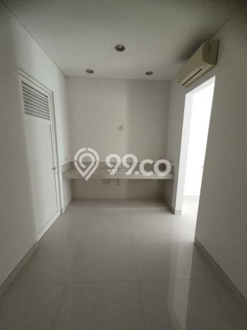 For Sale! Luxury House LT 239m2 Desain Modern di Pakuwon City For Sale! Luxury House LT 239m2 Desain Modern di Pakuwon City