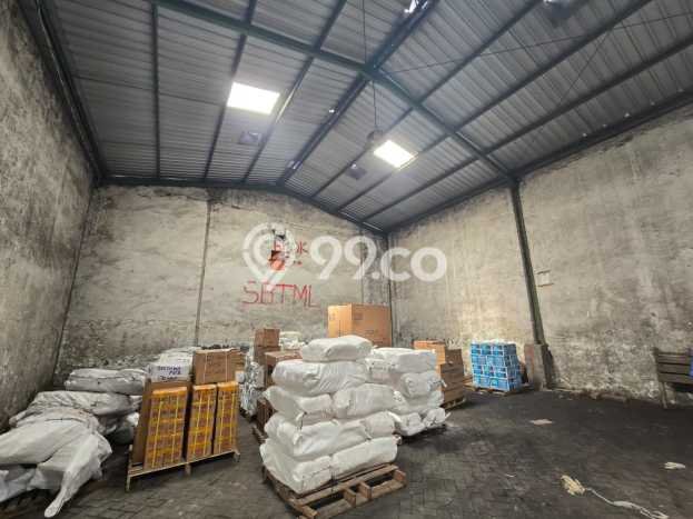 Dijual! Gudang di Margomulyo Surabaya LT 576m2 / LB 450m2 Kawasan Bisnis Dijual! Gudang di Margomulyo Surabaya LT 576m2 / LB 450m2 Kawasan Bisnis