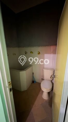 For Sale Rumah 4 Kamar Lokasi Ideal Bagus dan Strategis di Gresik For Sale Rumah 4 Kamar Lokasi Ideal Bagus dan Strategis di Gresik