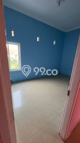 For Sale Rumah 4 Kamar Lokasi Ideal Bagus dan Strategis di Gresik For Sale Rumah 4 Kamar Lokasi Ideal Bagus dan Strategis di Gresik