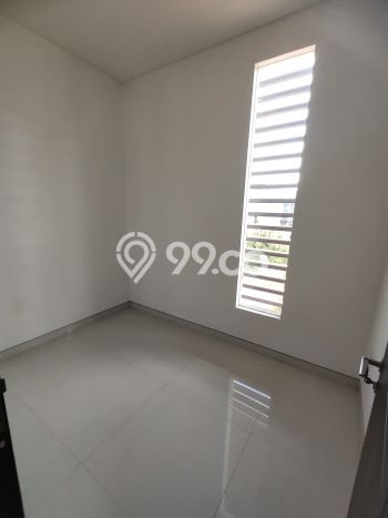 For Sale! Luxury House LT 239m2 Desain Modern di Pakuwon City For Sale! Luxury House LT 239m2 Desain Modern di Pakuwon City