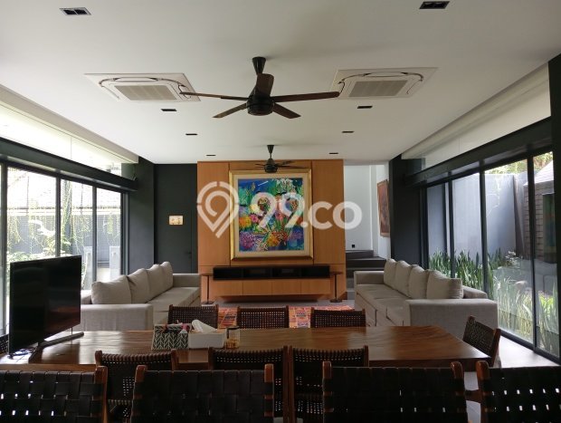 Dijual Hunian Mewah dengan Fasilitas Sekitar Lengkap di Kebayoran Baru, Jakarta Selatan Dijual Hunian Mewah dengan Fasilitas Sekitar Lengkap di Kebayoran Baru, Jakarta Selatan