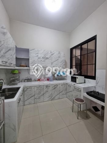 Rumah kawasan Araya, Malang, LT 300m² LB 415m² Rumah kawasan Araya, Malang, LT 300m² LB 415m²